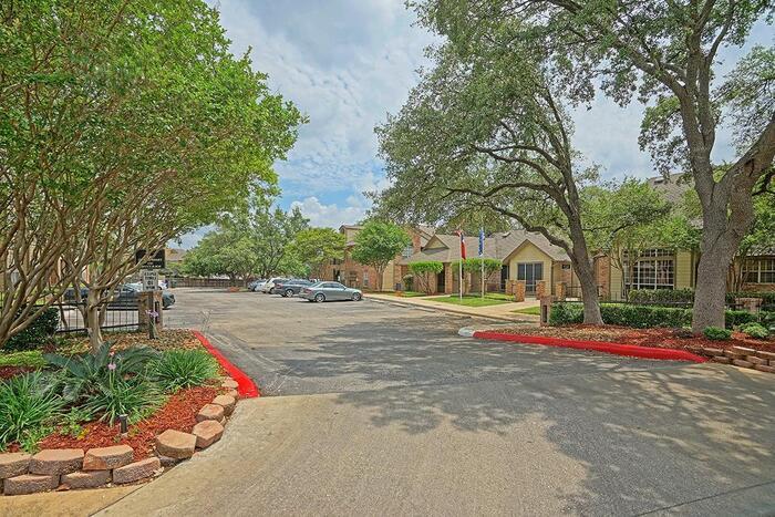 Primary Photo - 1110 Vista Valet Dr