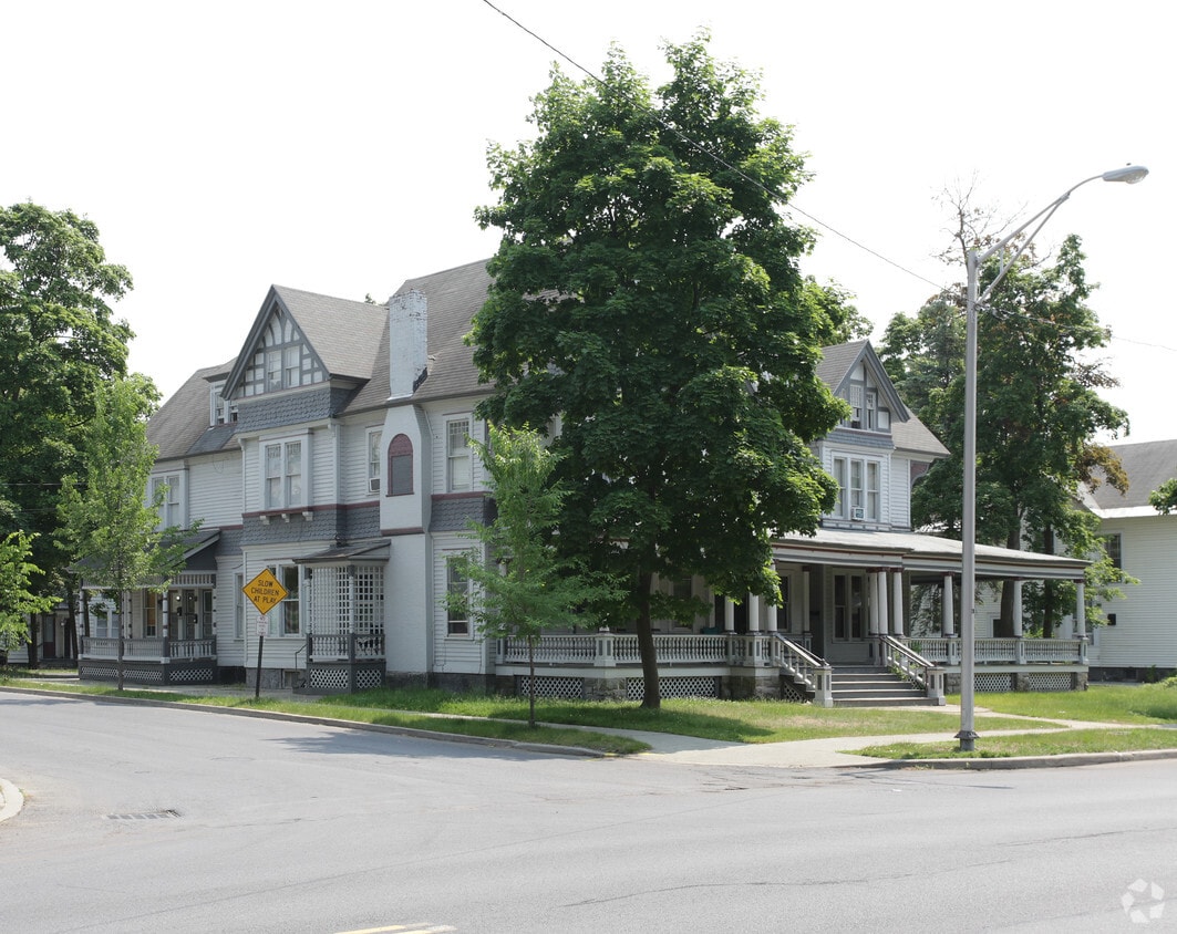 453 Glen St, Glens Falls, NY 12801 Apartments in Glens Falls, NY