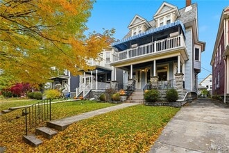 Building Photo - 830 Potomac Ave