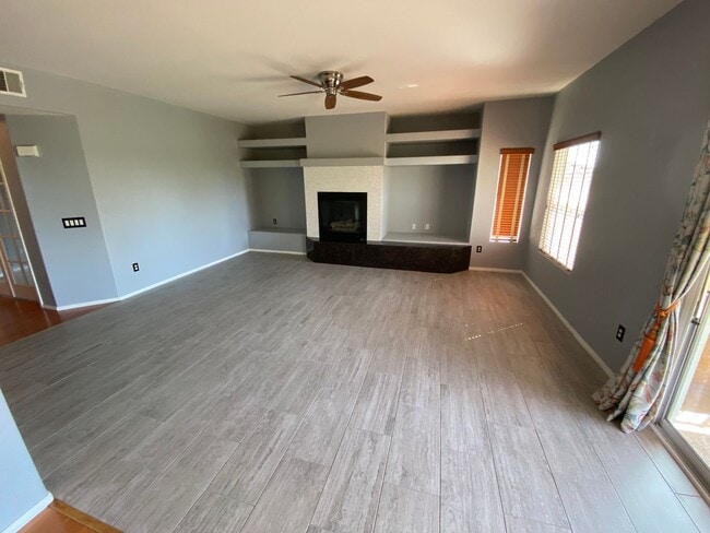 Foto del edificio - 11865 Tevare Ln