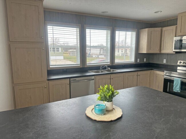 Foto del edificio - 14876 Washington Rd