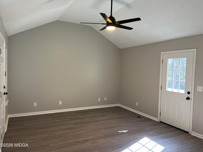 Building Photo - 968 Will Scarlet Way