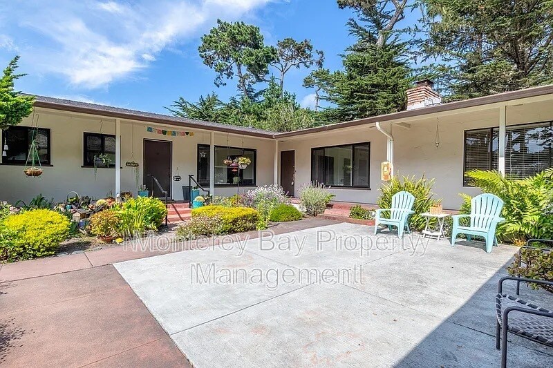 Foto del edificio - 235 Grove Acre Ave