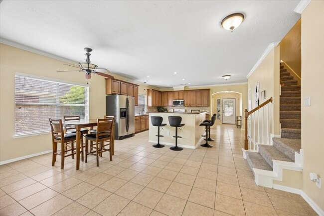 Building Photo - 1618 Autumn Springs Dr