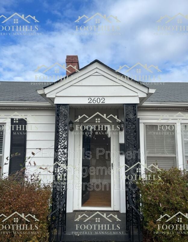 Building Photo - 2602 Whitehall Ave