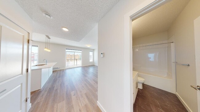 Building Photo - 2796-2796 Maple Way NW