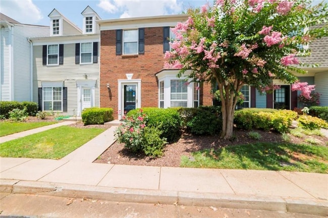 Building Photo - 1407 Morningside Park Dr