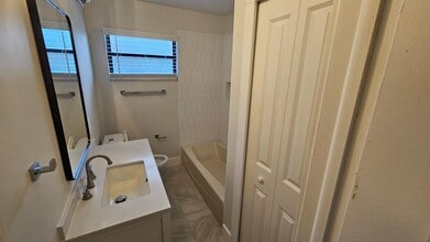 Building Photo - 10841 Scott Mill Rd