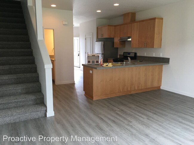 Foto del edificio - 3 br, 2.5 bath House - 1317 X street unit 15