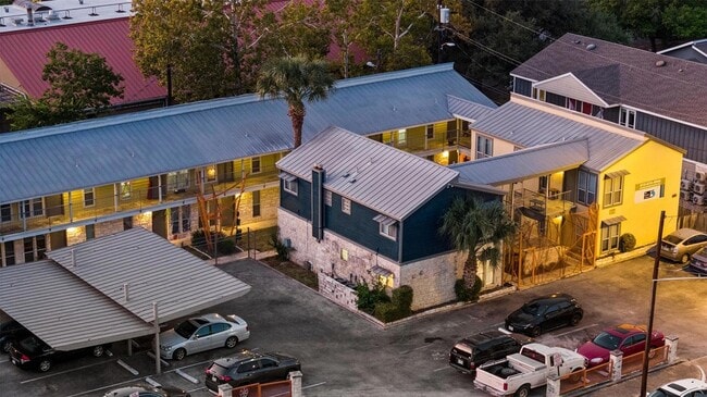 Foto del edificio - 2526 Durwood St