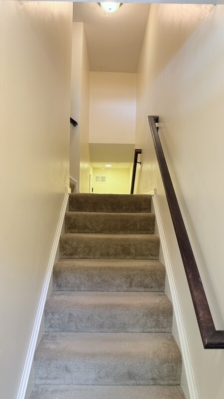 Building Photo - 1816 Rutgers Ln