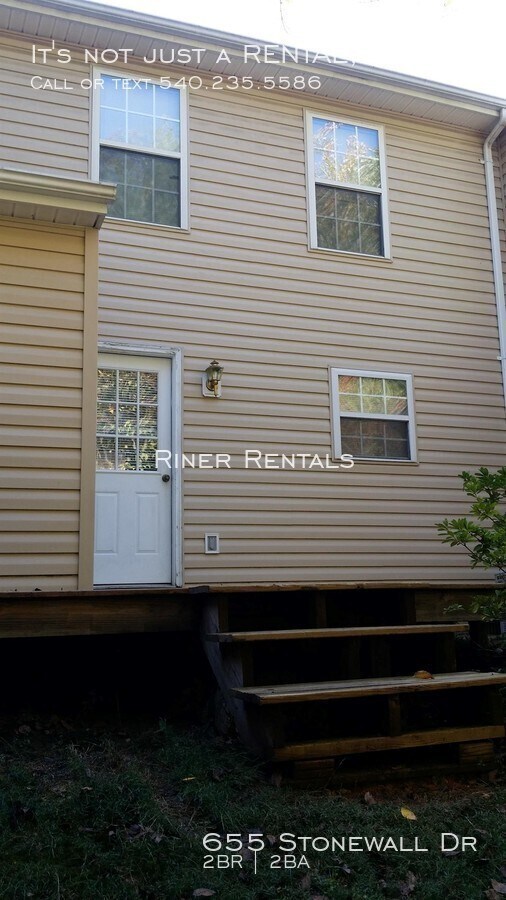 Building Photo - 655 Stonewall Dr