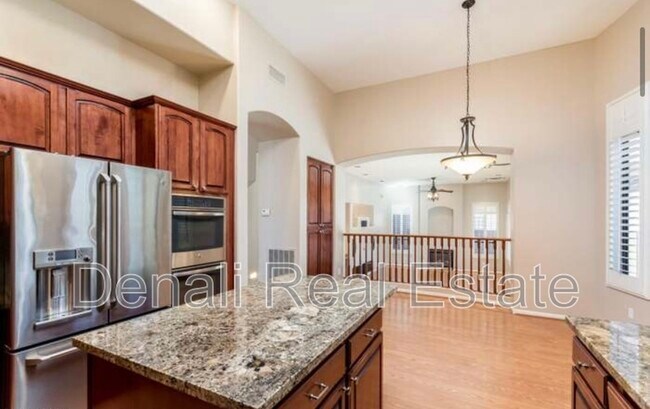 Building Photo - 5201 E Poston Dr
