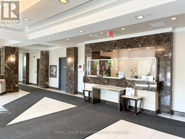 Photo du bâtiment - 306 - 372 HWY 7 E