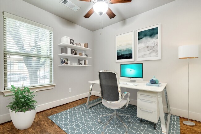 Foto del edificio - 4323 Dickason Ave