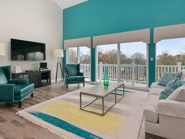 South Winds Apartments