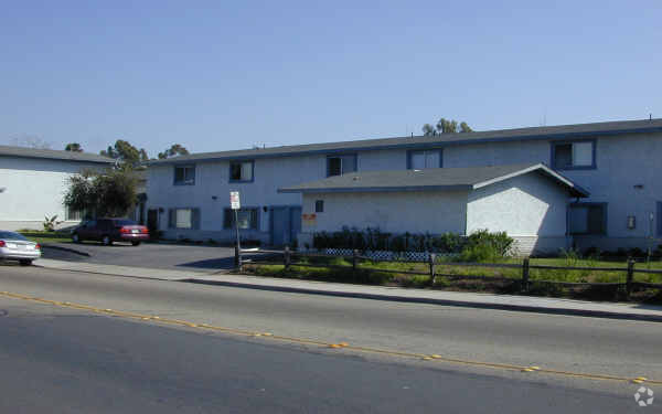 Building Photo - Lexington Manor Apartments