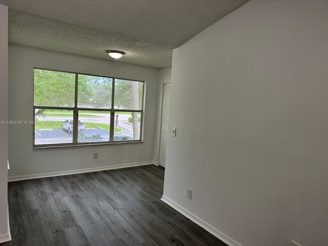 Foto del edificio - 12510 Vista Isles Dr