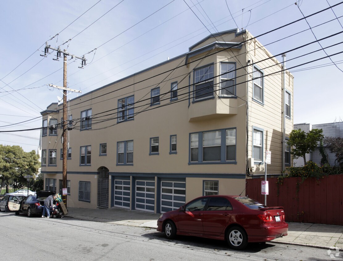 Building Photo - 1-9 Whitney St