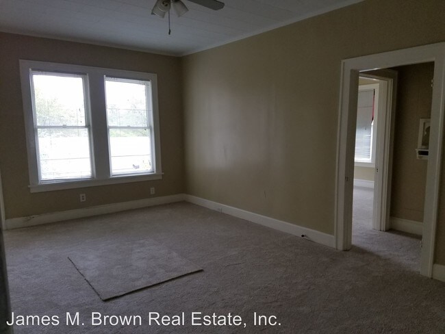 Building Photo - 2826 Highland Ave