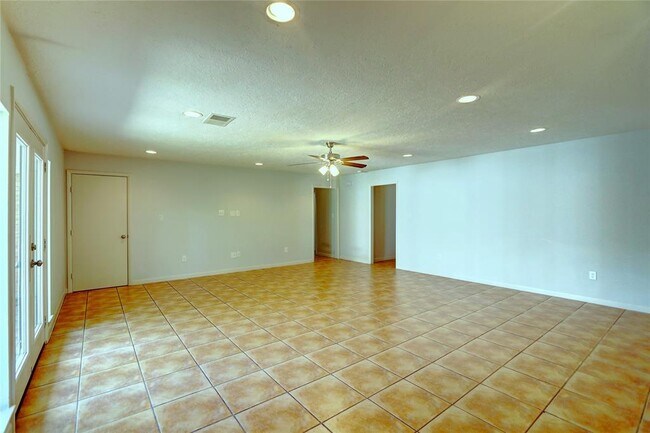 Foto del edificio - 4702 Spellman Rd