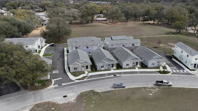  - Cottages at Abbott Station