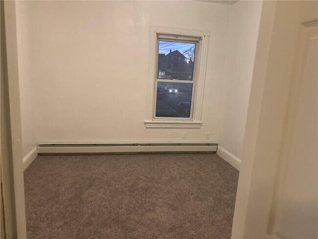 Foto del edificio - 230 Pawtucket Ave