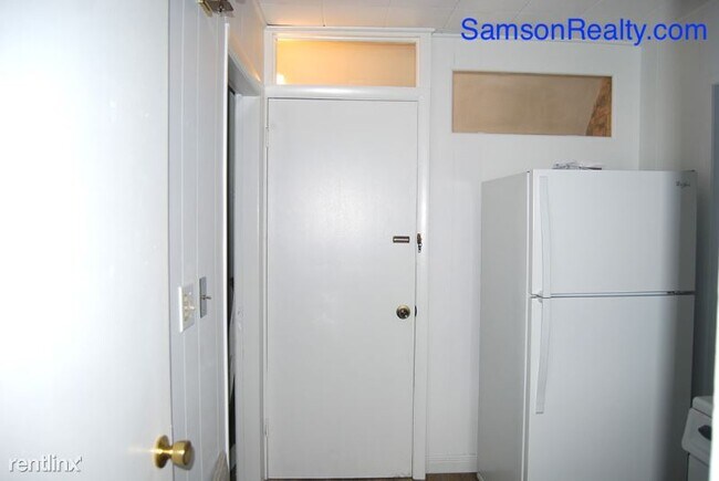 Building Photo - 1 br, 1 bath Condo - 248 Waterman St 3 Unit 3