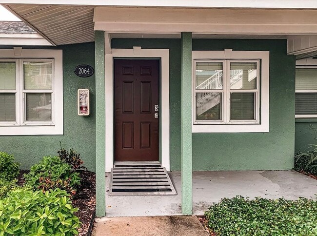 Foto del edificio - Hottest location, unit available near best beaches and downtown