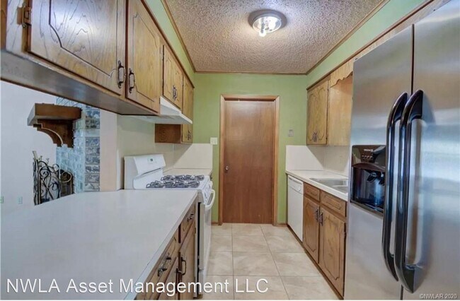 Foto del edificio - 2 br, 1 bath House - 2612 Oakside Dr.