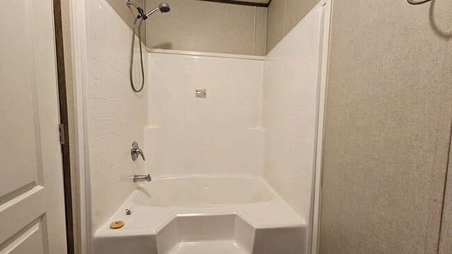 Foto del edificio - 1810 E Lockwood St