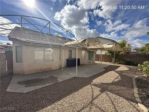 Building Photo - 5320 Corbett St