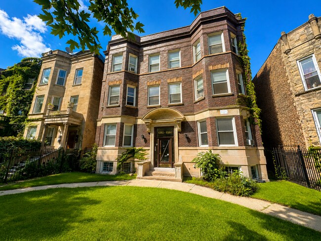 Foto del edificio - 6360 S Greenwood Ave