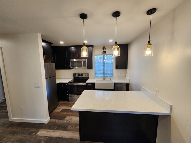 Foto del edificio - Brand New 1bd/1ba East Sacramento ADU!
