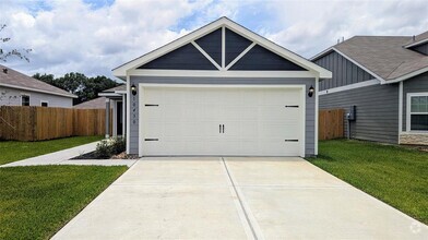 Building Photo - 10430 Red Cardinal Dr