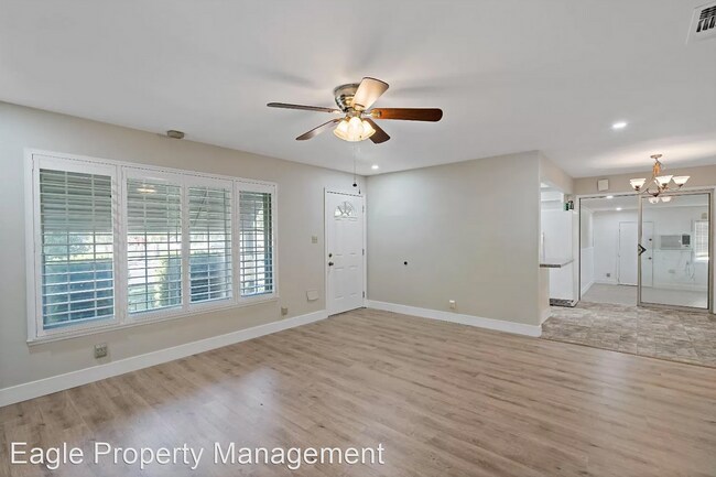 Building Photo - 4 br, 2 bath House - 5001 Toronto Way
