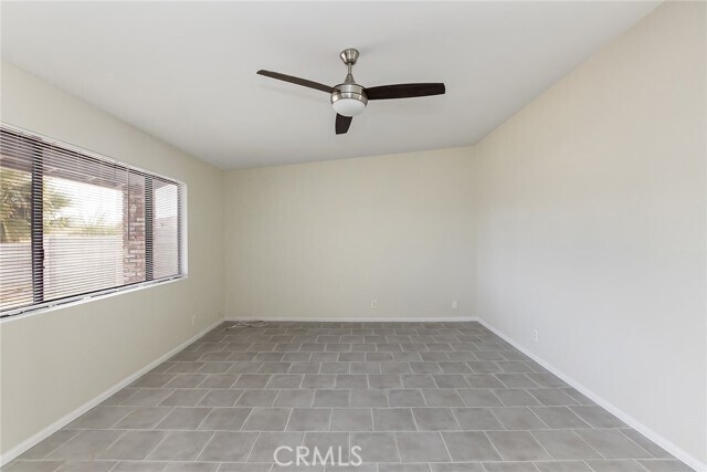 Foto del edificio - 5430 Abronia Ave