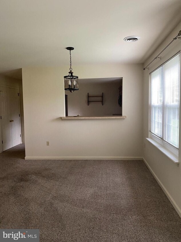 Primary Photo - 108 Primrose Ln