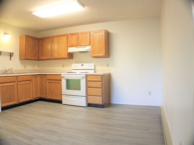 Foto del edificio - Large 2 bedroom 1 bathroom in the heart of...