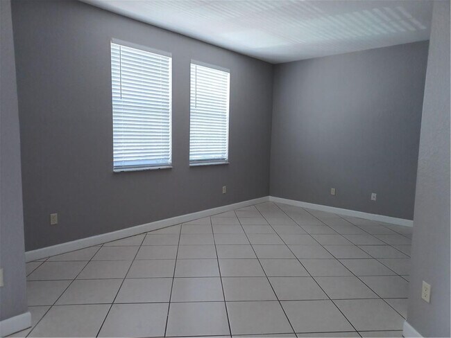 Foto del edificio - 4321 SW 160th Ave