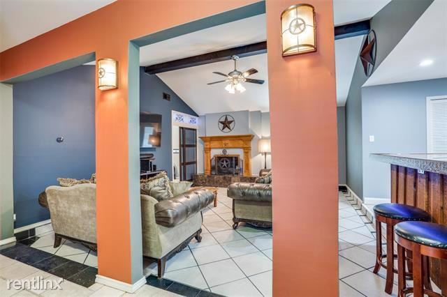 Building Photo - 3 br, 2 bath House - 1136 Forest Ridge Drive