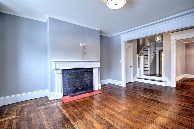 Building Photo - 118 Everett Ave