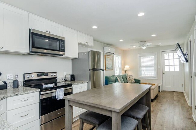 Building Photo - (K166) 209 K Avenue, Cottage #2, Kure Beac...