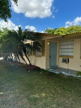 Building Photo - 2700 SW 62nd Ave