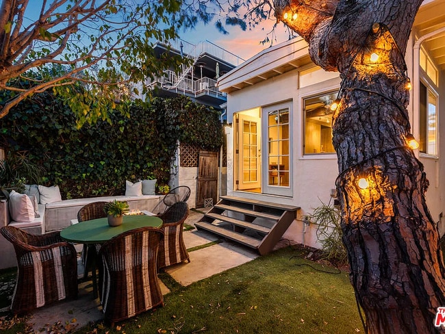 Building Photo - 3012 Bentley Ct