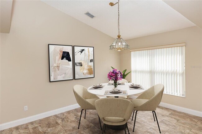 Foto del edificio - 128 Brushcreek Dr