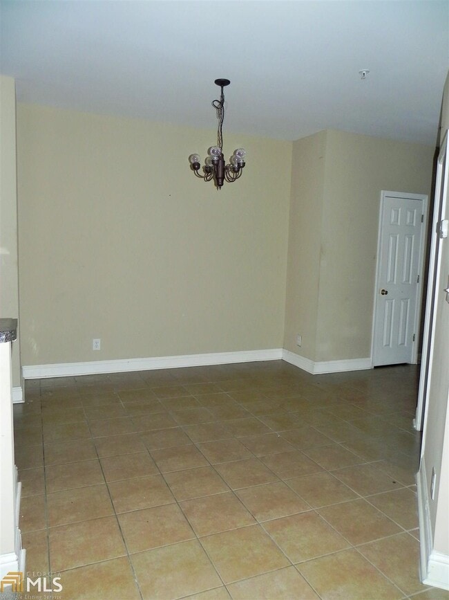 Building Photo - 3323 Town Creek Cir