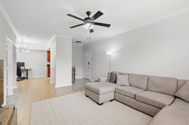 Foto del edificio - 2255 Braeswood Park Dr