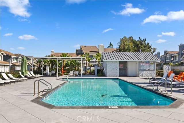 Building Photo - 2192 Avocado Way