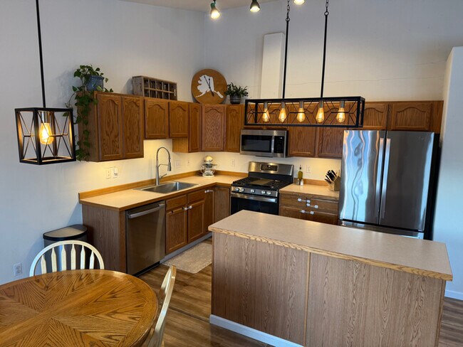 Foto del edificio - 583 Ocean Point Dr